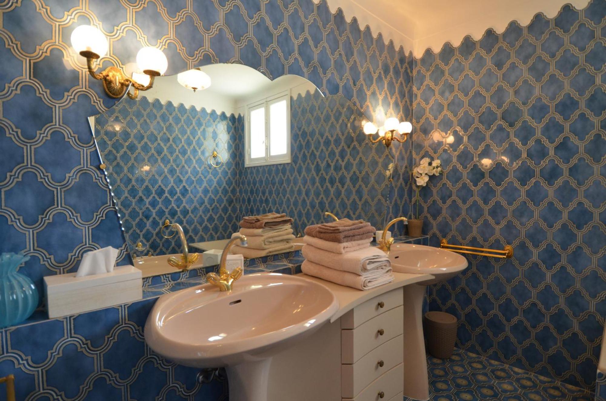 Parc Louisa - Appartement D'Epoque Avec Jardin Et Parking 4 Personnes Le Port De Nice Eksteriør billede